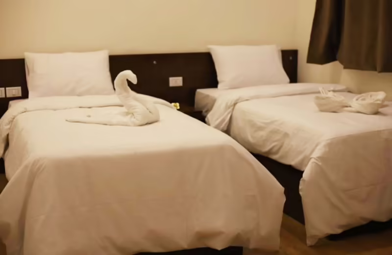 MIRAMAR DOWNTOWN HOTEL