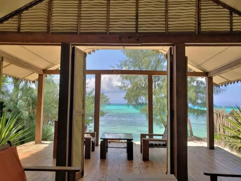 SEASONS LODGE