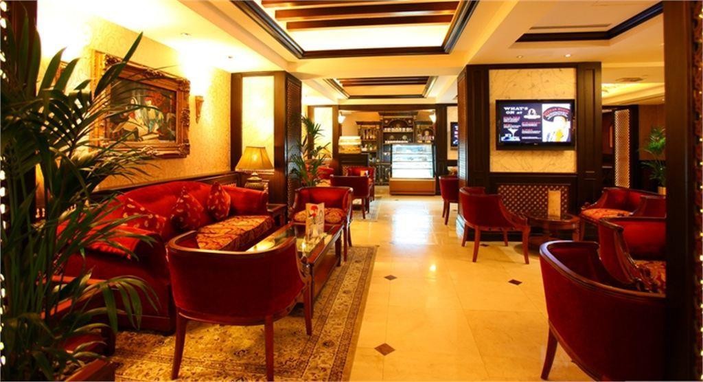 ARABIAN COURTYARD HOTEL & SPA