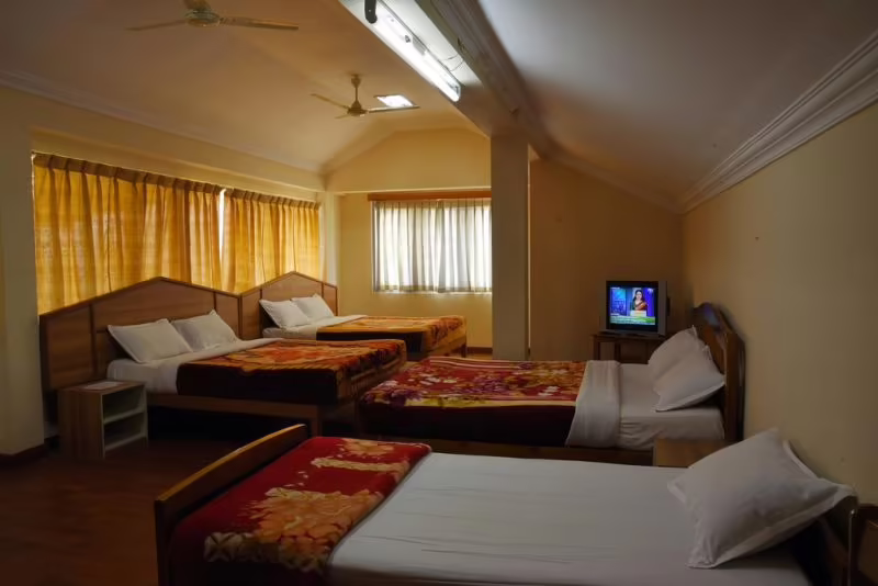 LAKE ZONE HOLIDAY RESORT