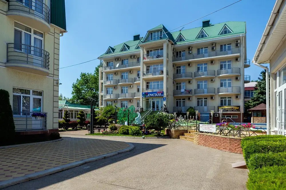 КРИСТАЛЛ УЮТ ПАНСИОНАТ
