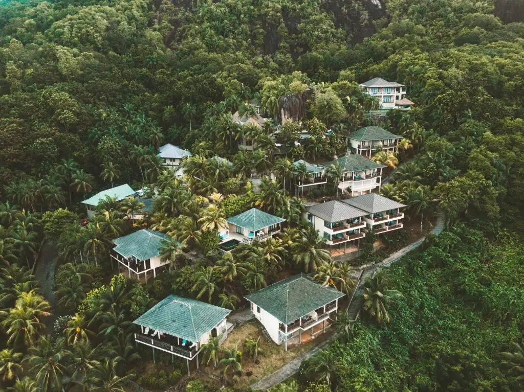 VALMER RESORT