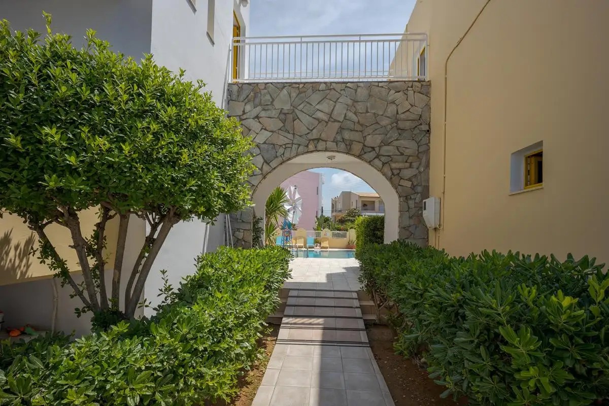 COSMI APARTMENTS