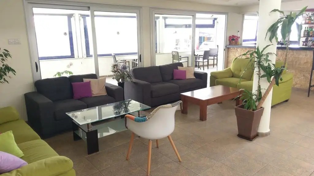 DAPHNE HOTEL APARTMENTS