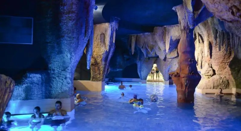 HUNGUEST HOTEL AQUA-SOL