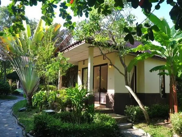 SAMUI HONEY COTTAGES
