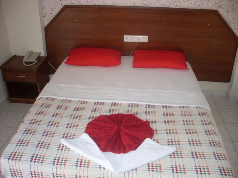 LE MORAL APARTMENT