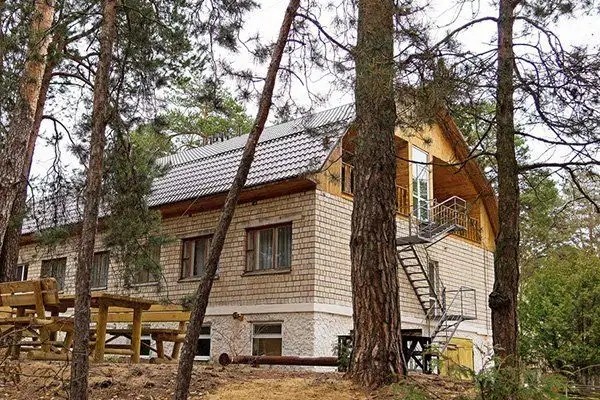 БЕЛЫЙ БЕРЕГ