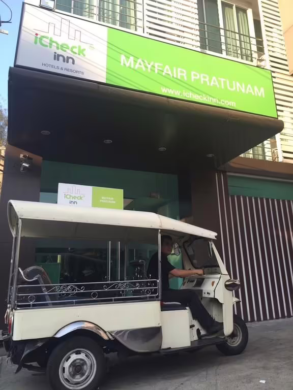 ICHECK INN MAYFAIR PRATUNAM