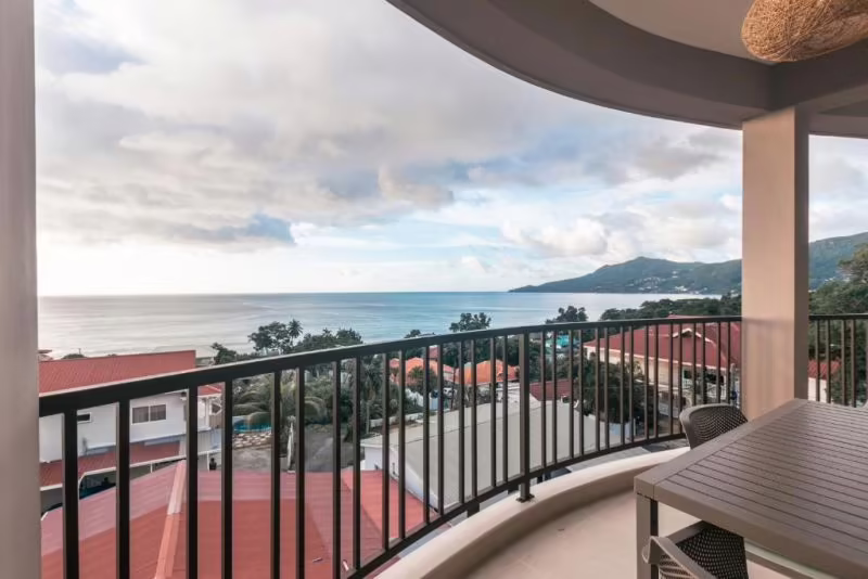 VILLA ROUSSEAU APT