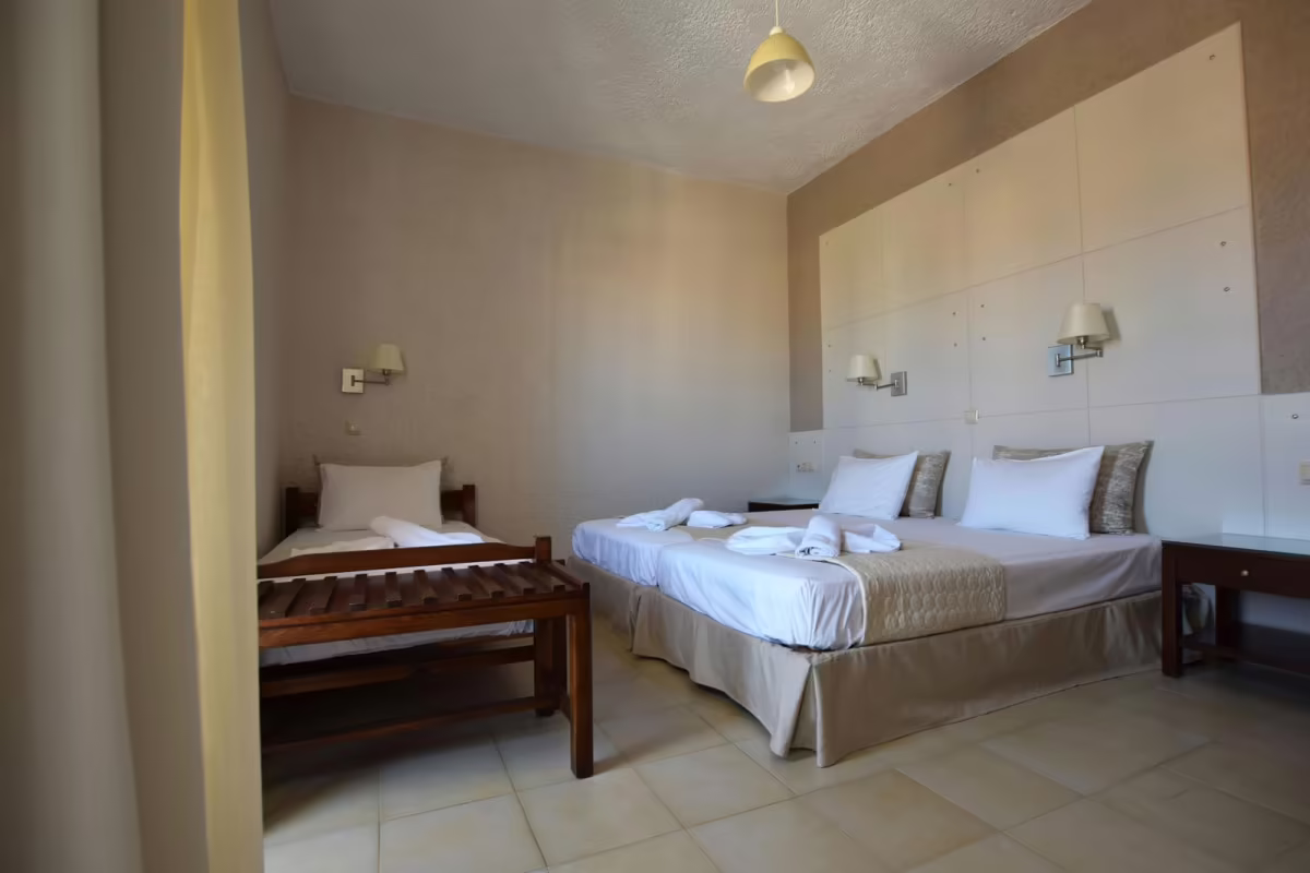 ALTIS HOTEL