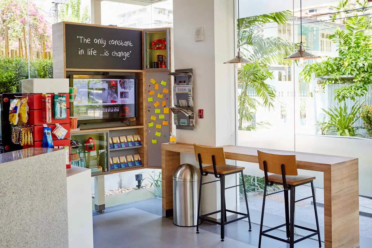 EASY PLANET BANGKOK ASOKE (EX. RED PLANET ASOKE)