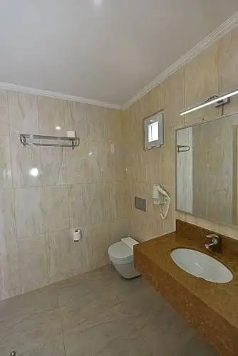 TROPICANA BEACH HOTEL