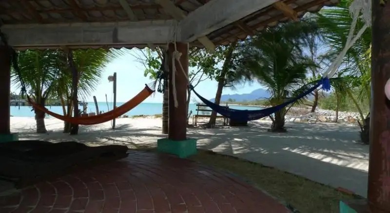 SENARI BAY RESORT