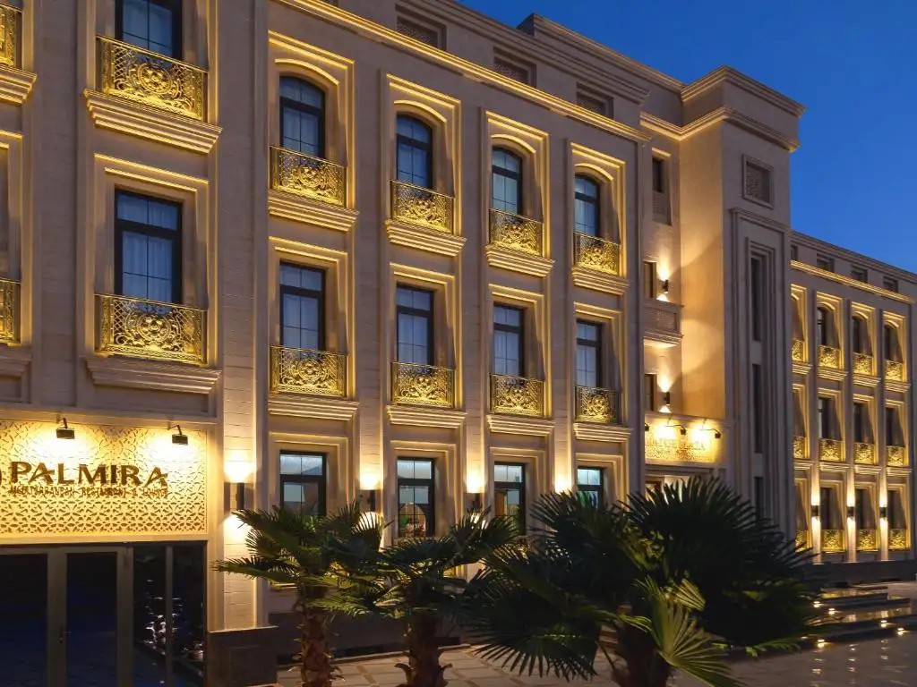 PARADISE PLAZA LUXURY