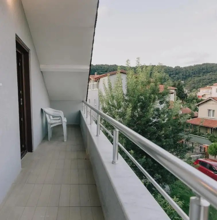 AVA MARINA HOUSE