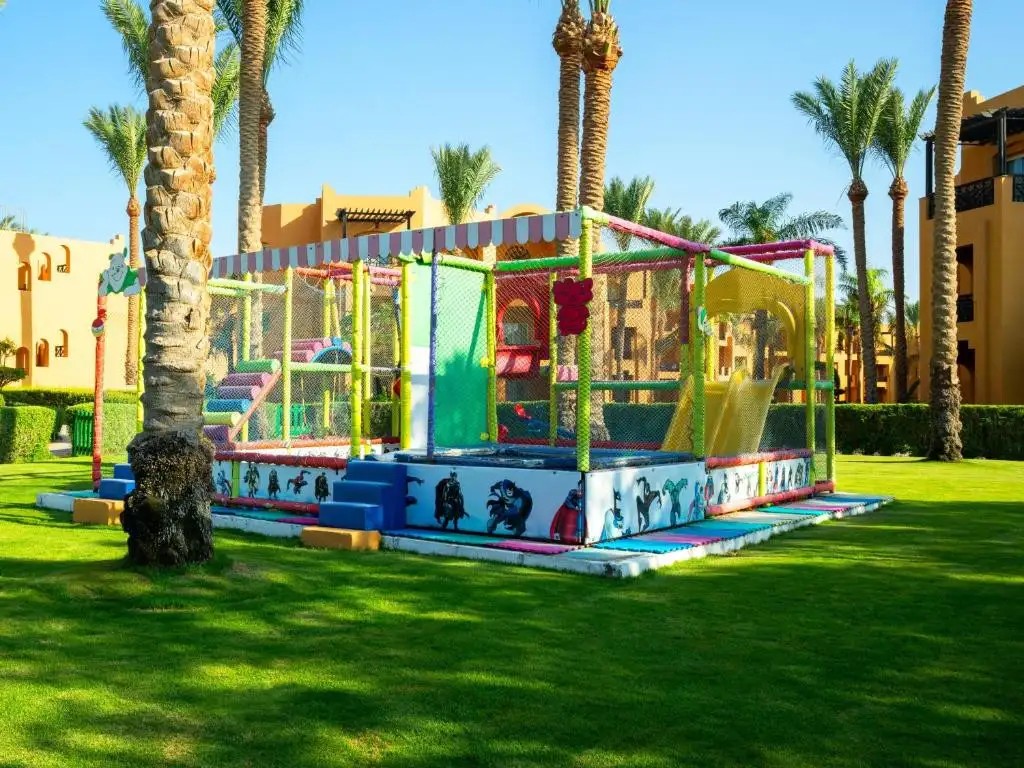 STELLA MAKADI BEACH RESORT & SPA