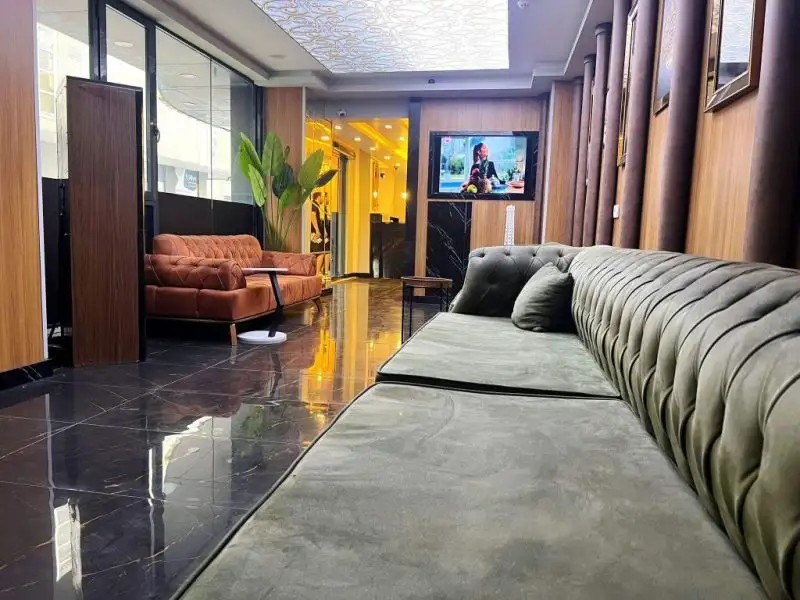 BIGLIFE SUIT HOTEL
