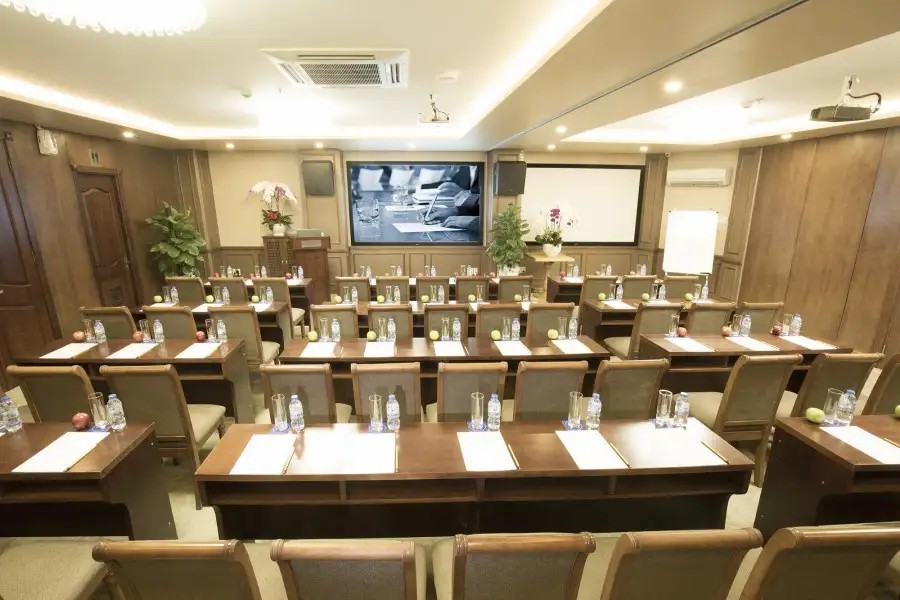 ALAGON CITY POINT HOTEL & SPA