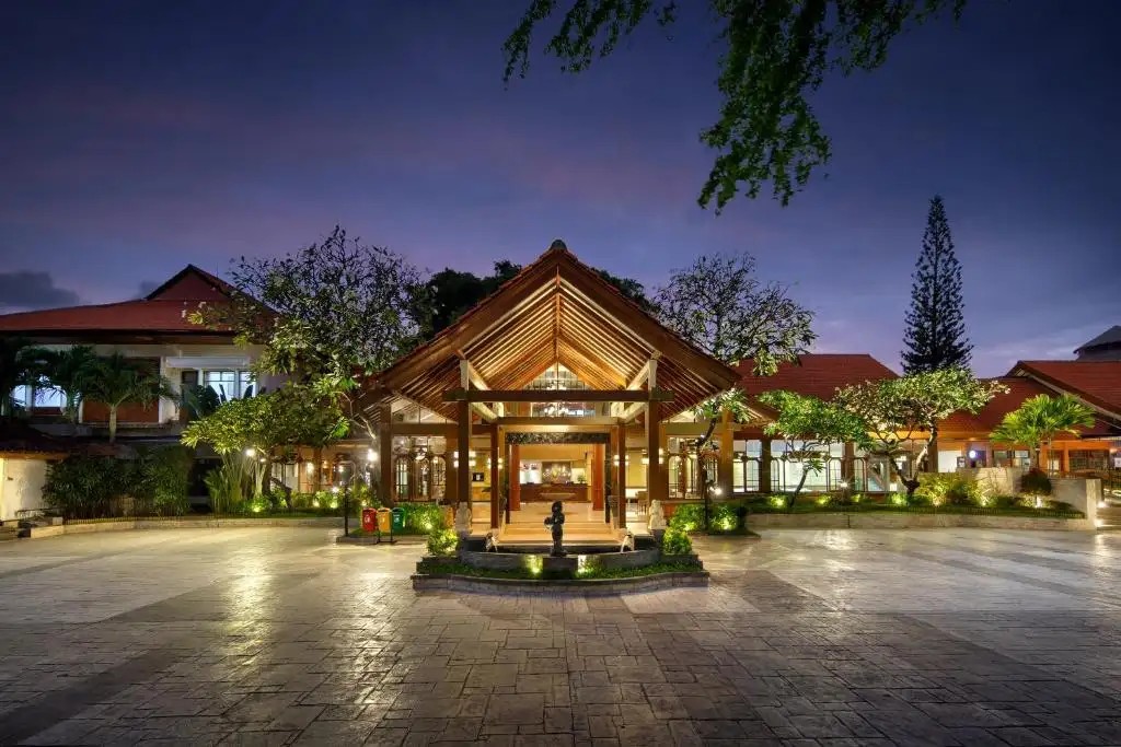 GRAND ISTANA RAMA HOTEL