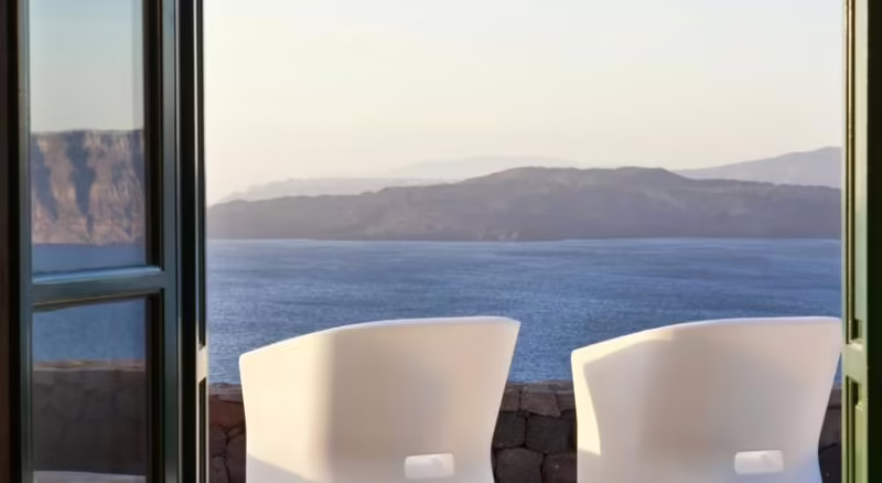 AVANT GARDE SUITES