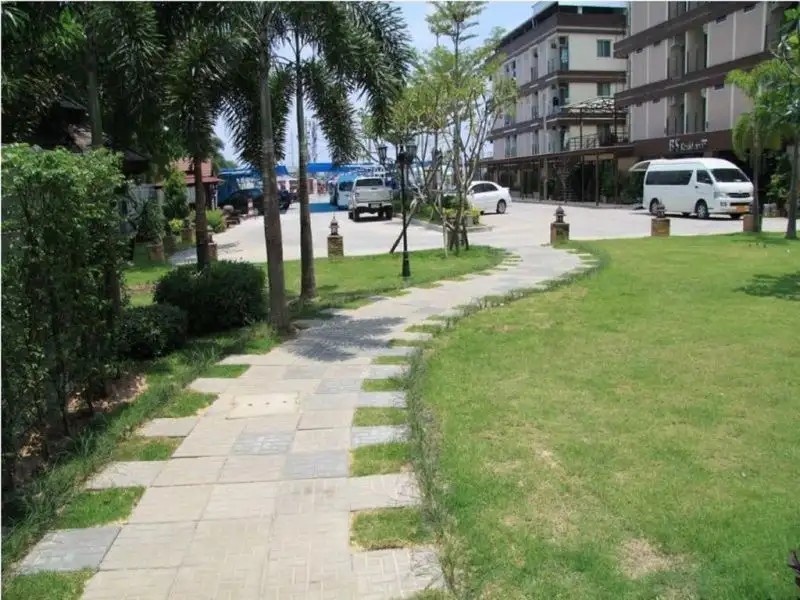 BS RESIDENCE SUVARNABHUMI