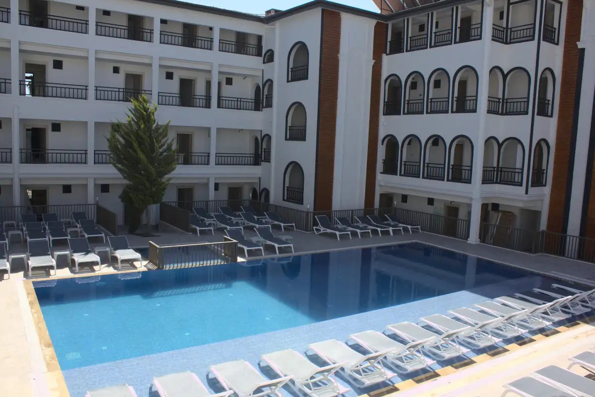 AKALIA RESORT HOTEL 
