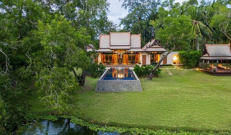 1 bedroom double pool villa