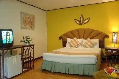 THE ISLAND RESORT AND SPA