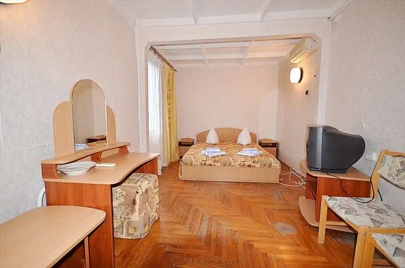 КЛУБ СИРЕНА ПАНСИОНАТ