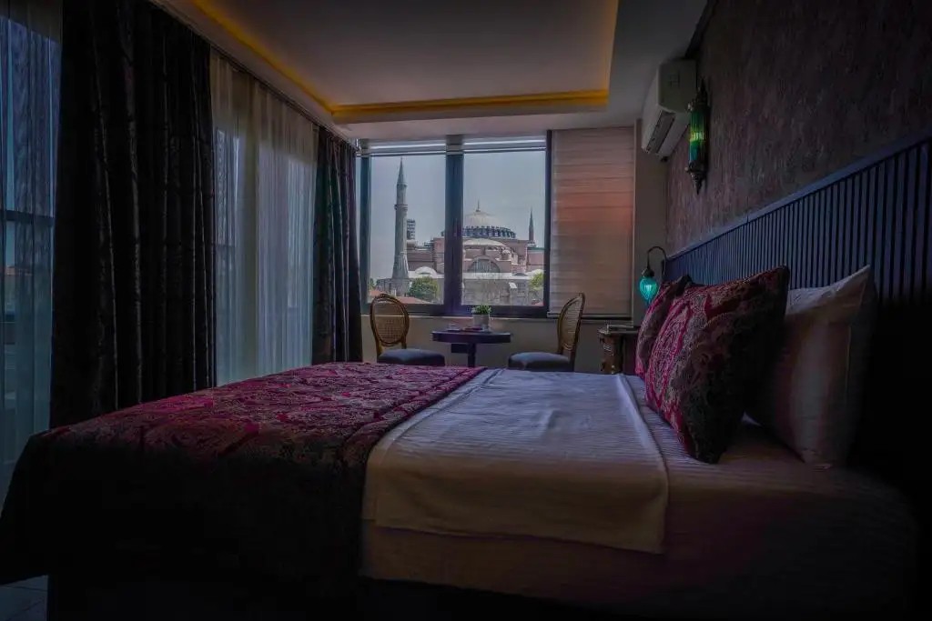 BON HOTEL OLD CITY (EX. BON DESIGN & SUITE)