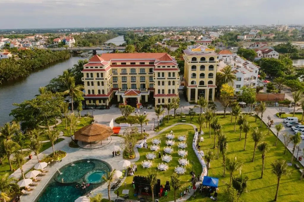 NESTA HOIAN RESORT AND SPA