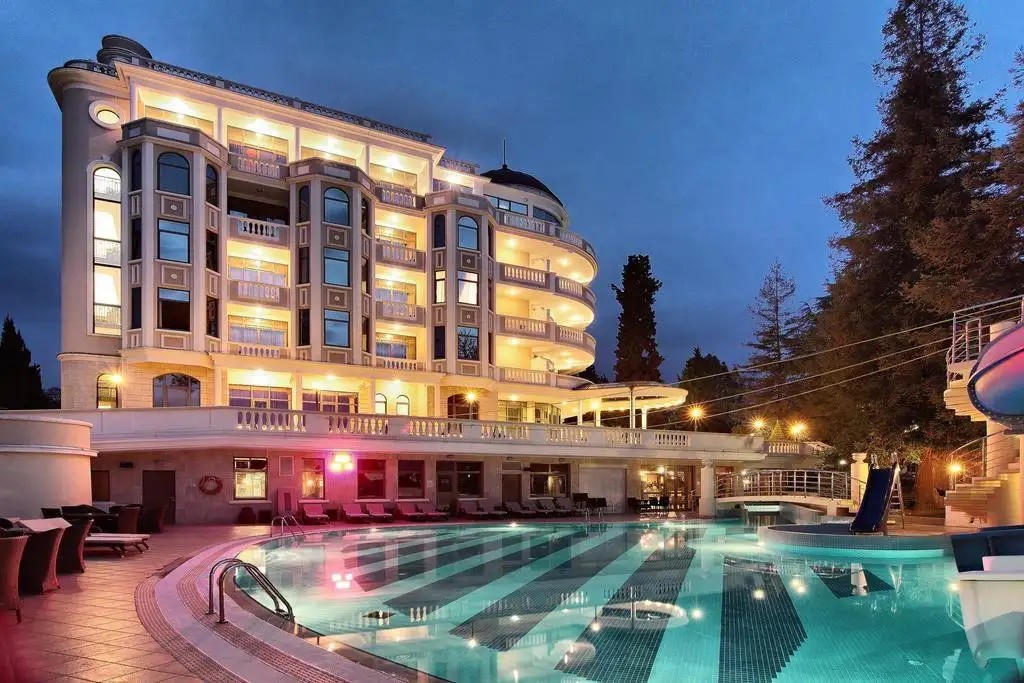 OSTROVA SPA-HOTEL