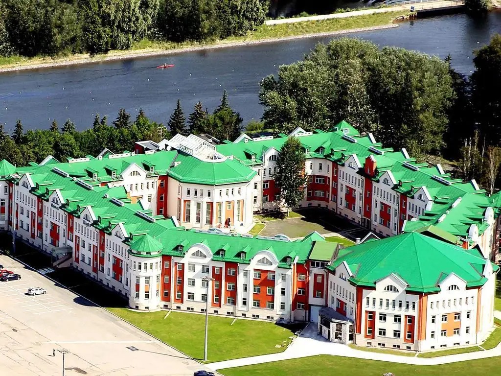 ПАРК КРЕСТОВСКИЙ
