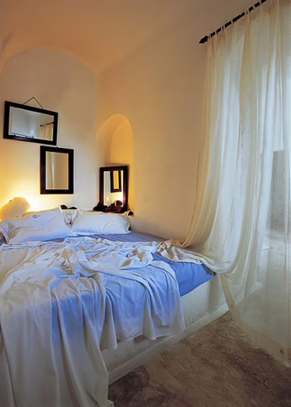 ALTANA TRADITIONAL HOUSES & SUITES