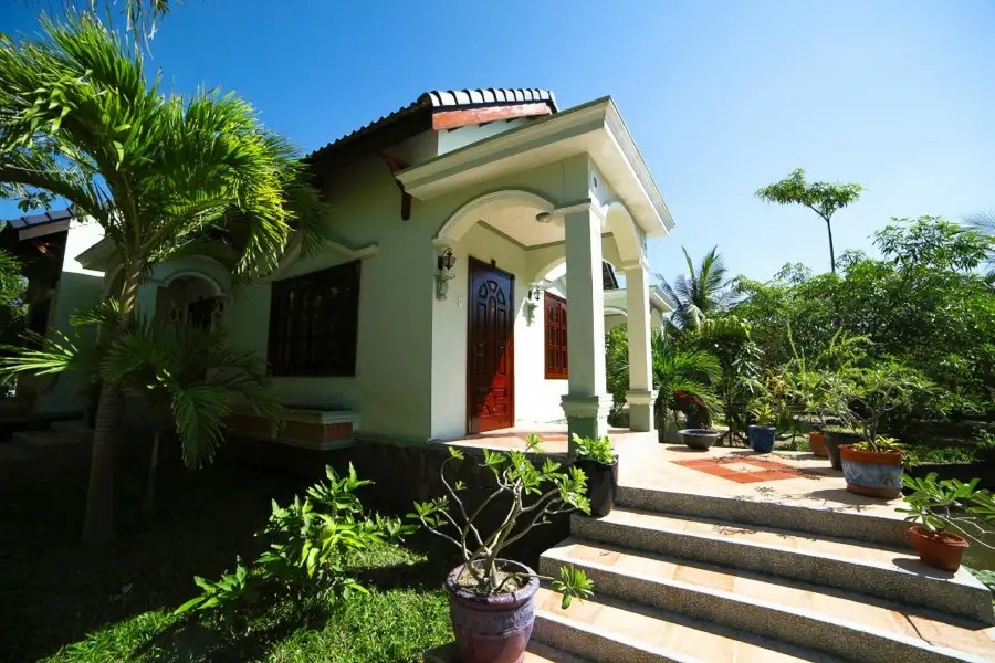 CON GA VANG RESORT (EX. GOLDEN ROOSTER)