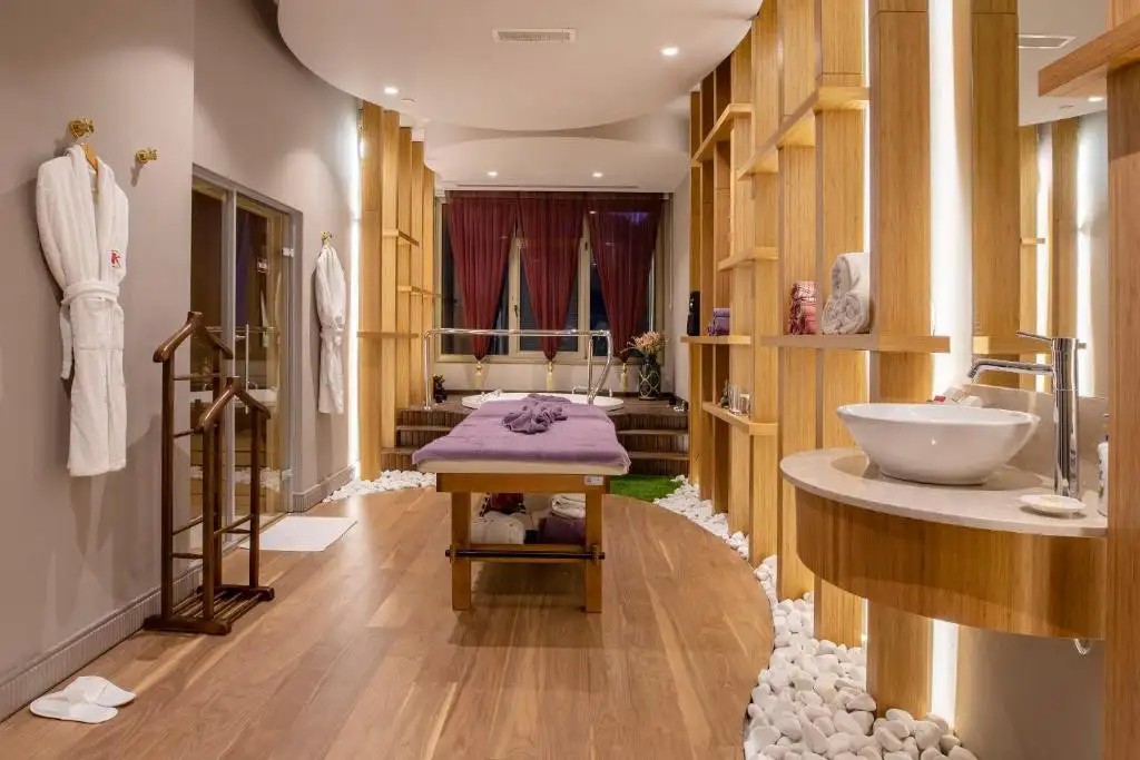 KAYA IZMIR THERMAL & CONVENTION