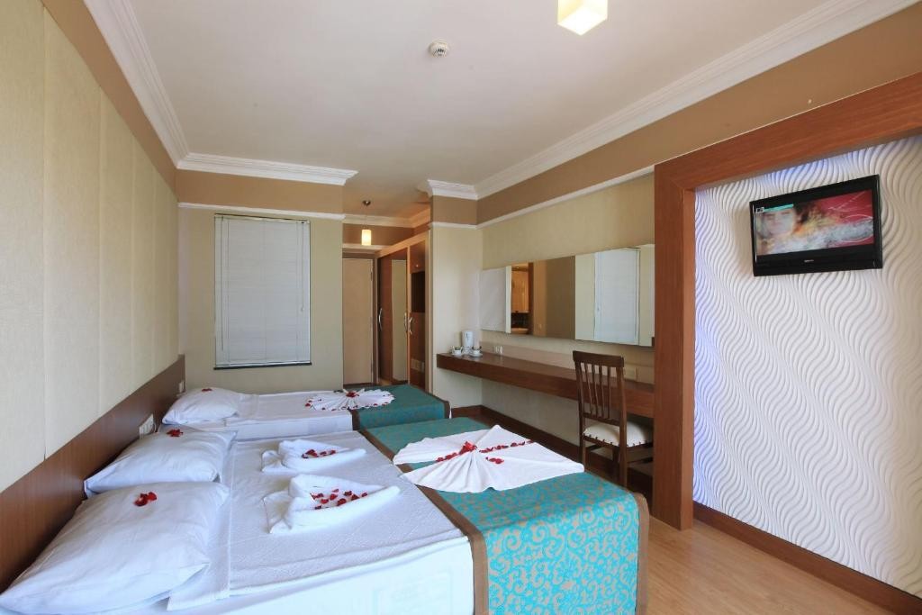 TAC PREMIER HOTEL & SPA