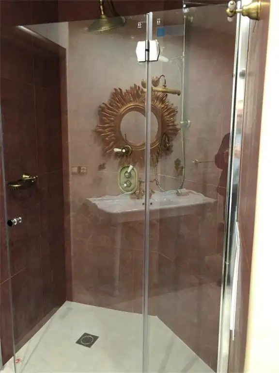 ROYAL NIKITA (РОЯЛ НИКИТА)
