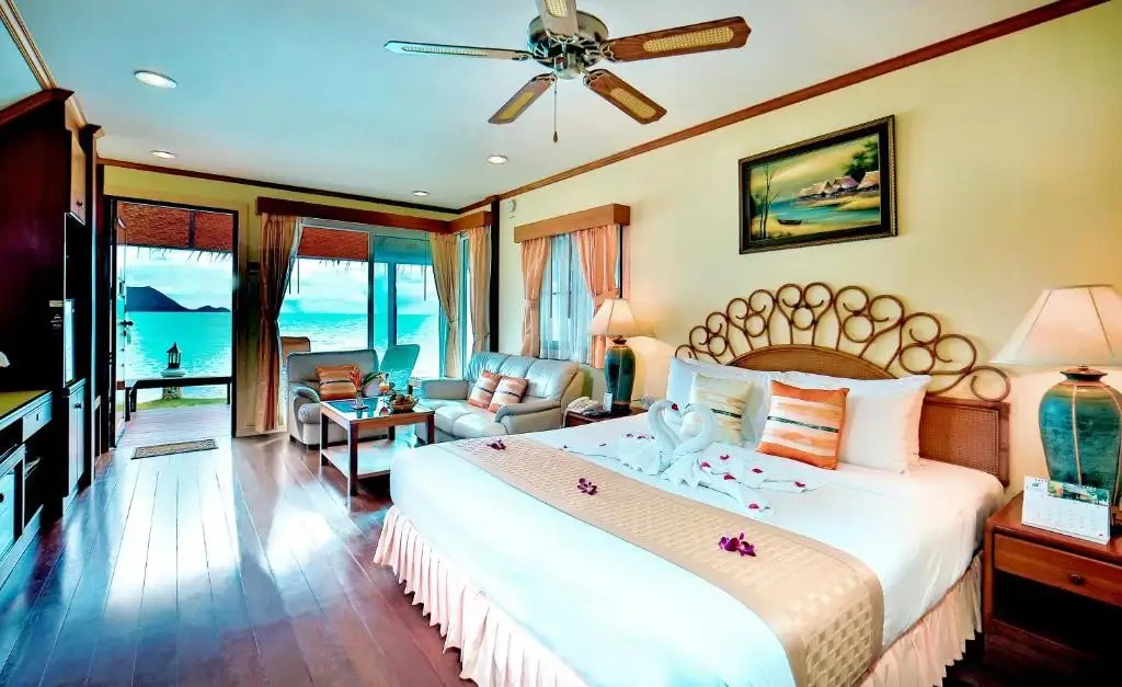 SUNSET VILLAGE BEACH RESORT