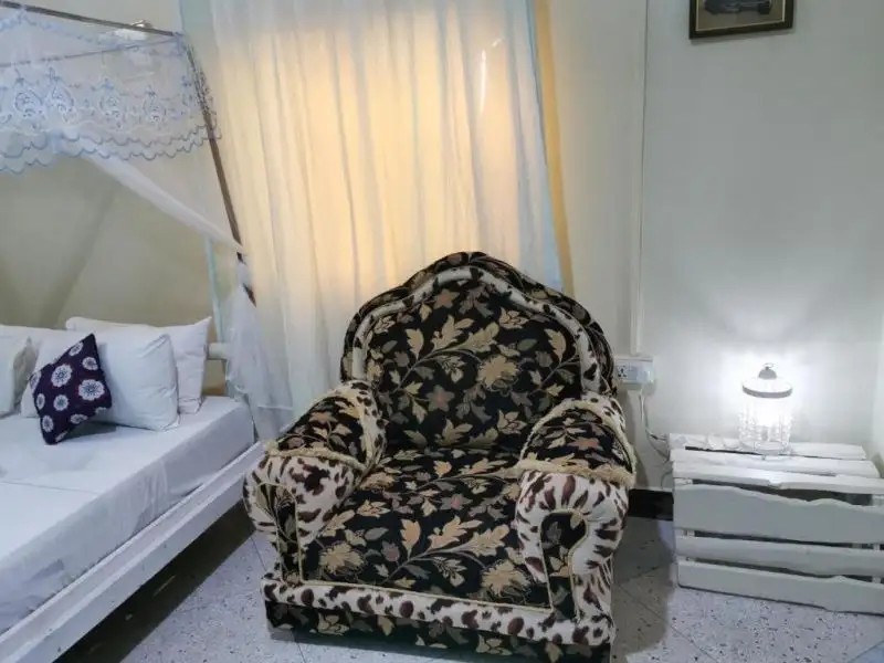 BWEJUU BEACH PALM VILLA