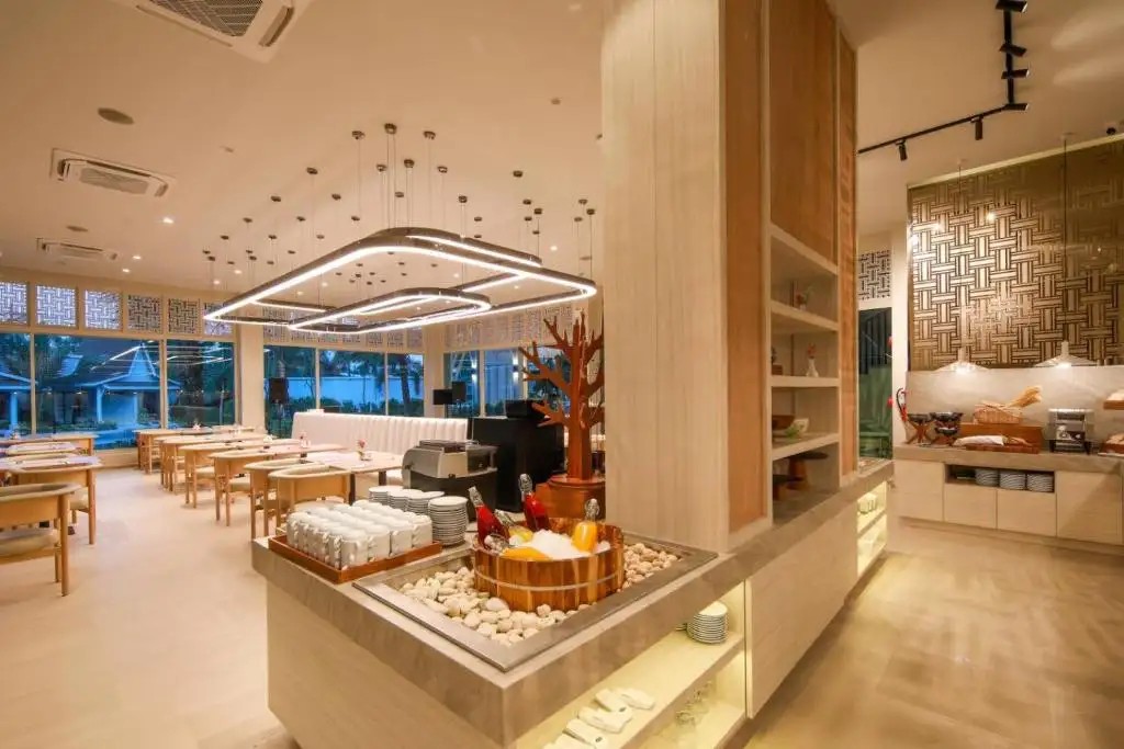 LALYNN RESORT & VILLAS