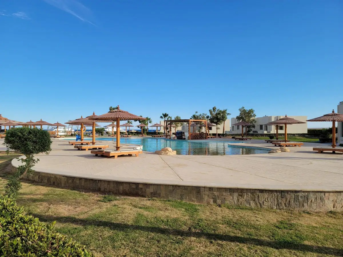 NEW EAGLES AQUA PARK RESORT