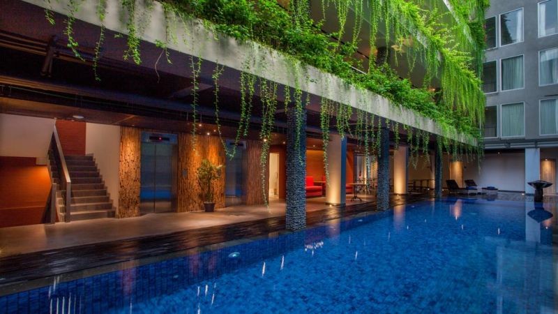DAUN BALI SEMINYAK