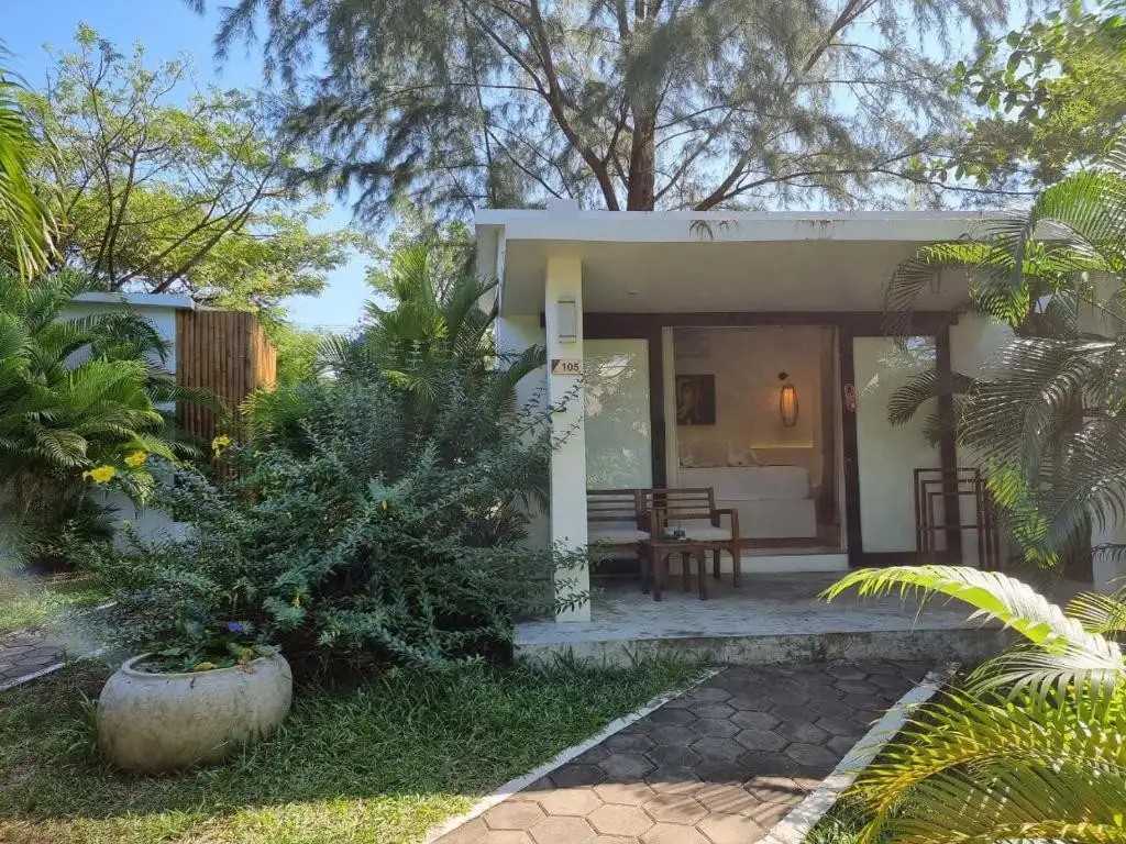SAHAA BEACH RESORT