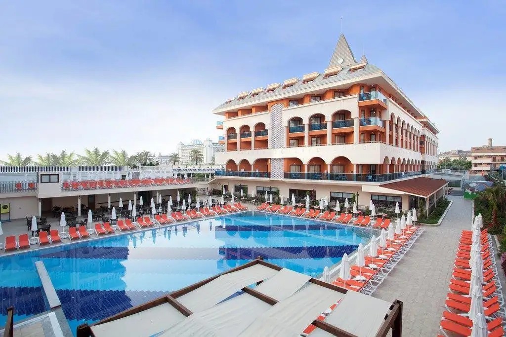 ORANGE PALACE