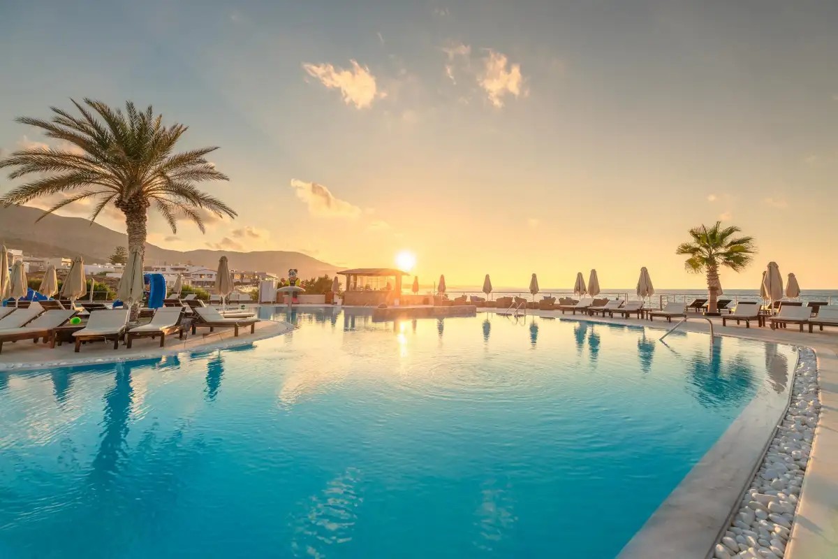 IKAROS BEACH LUXURY RESORT & SPA (EX. IKAROS VILLAGE BEACH)
