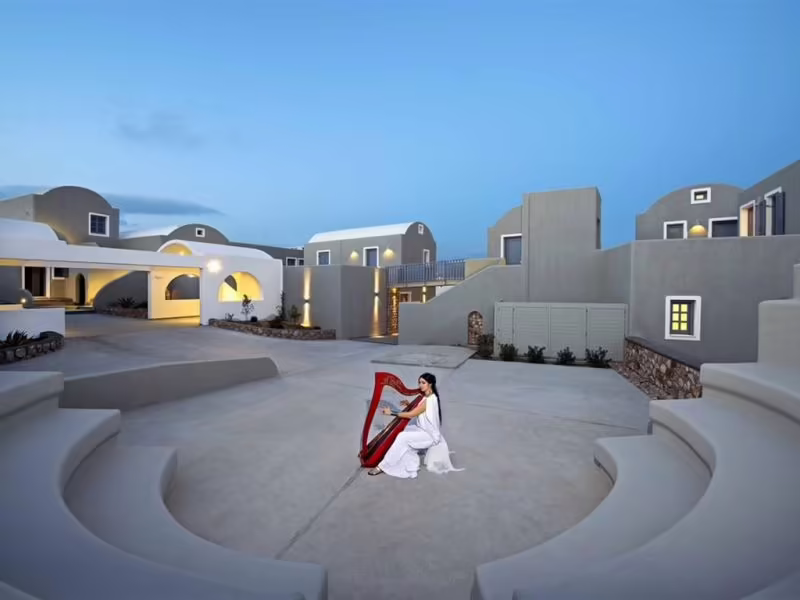 ACROTERRA ROSA LUXURY SUITES