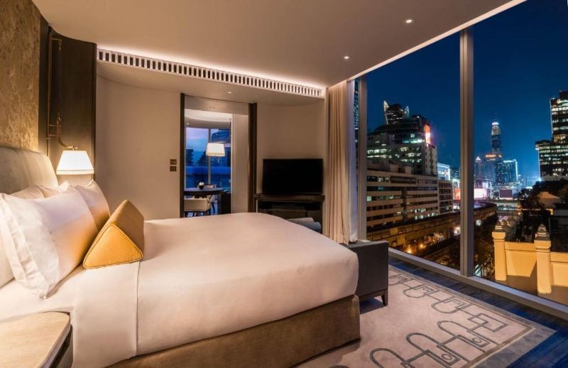corner suite