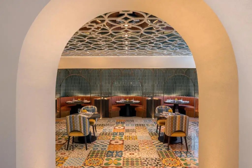 AVANI+ PALM VIEW DUBAI HOTEL & SUITES